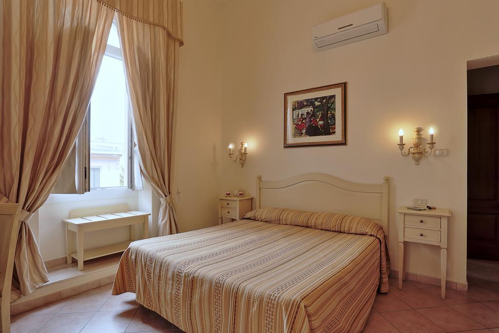 Chiaro Di Luna Viale Italia Sassari Ngoại thất bức ảnh